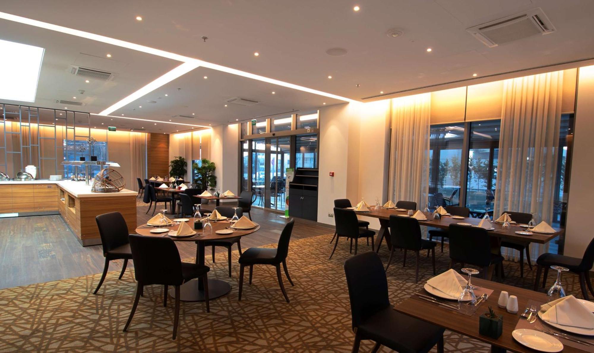 Hotel Doubletree By Hilton Ankara Incek Exterior foto