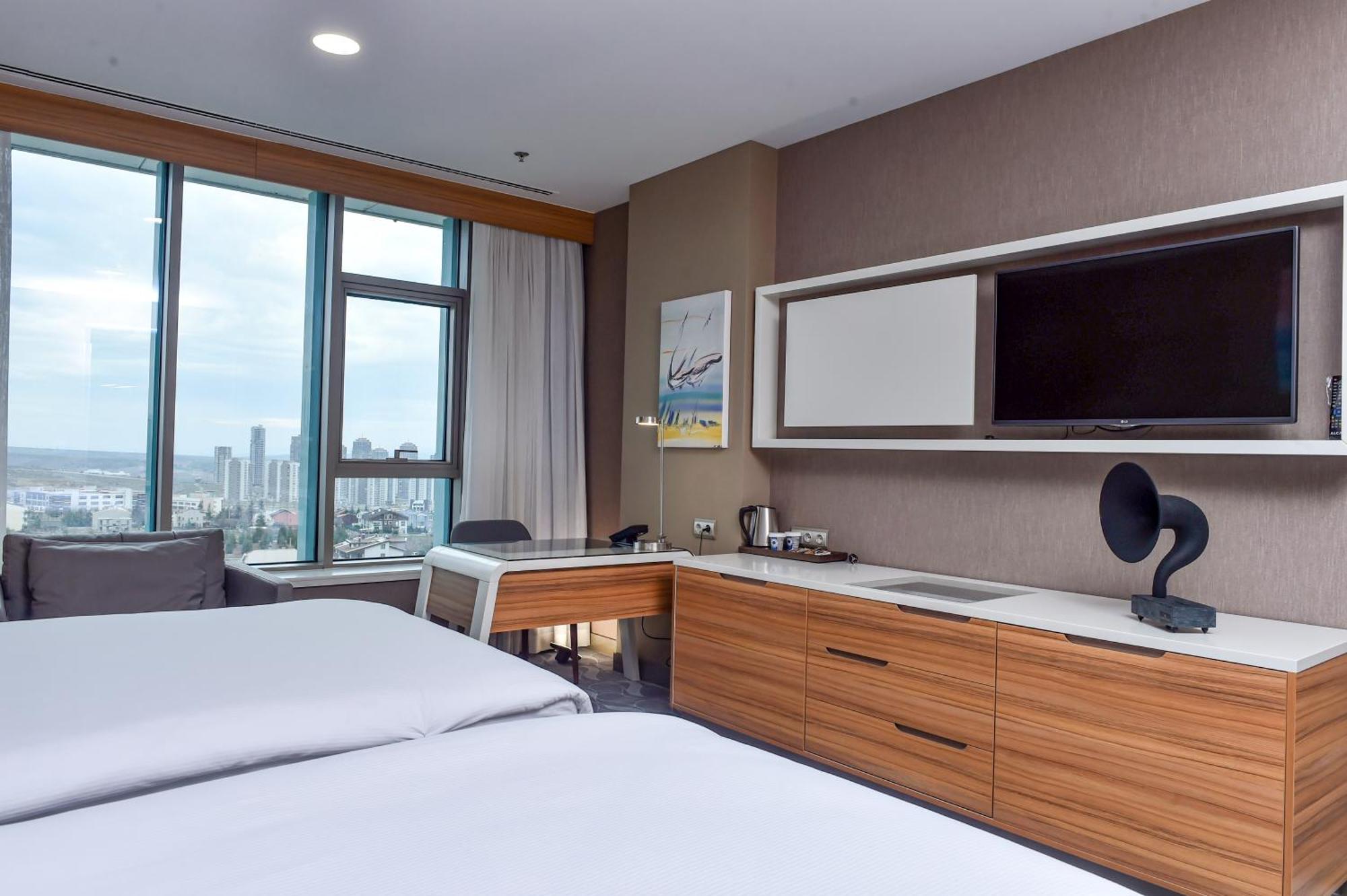 Hotel Doubletree By Hilton Ankara Incek Exterior foto